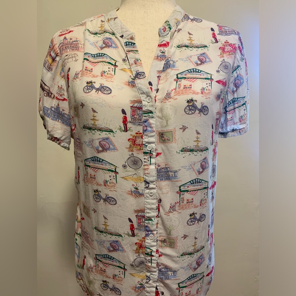 Cute Shirt Tee Size M